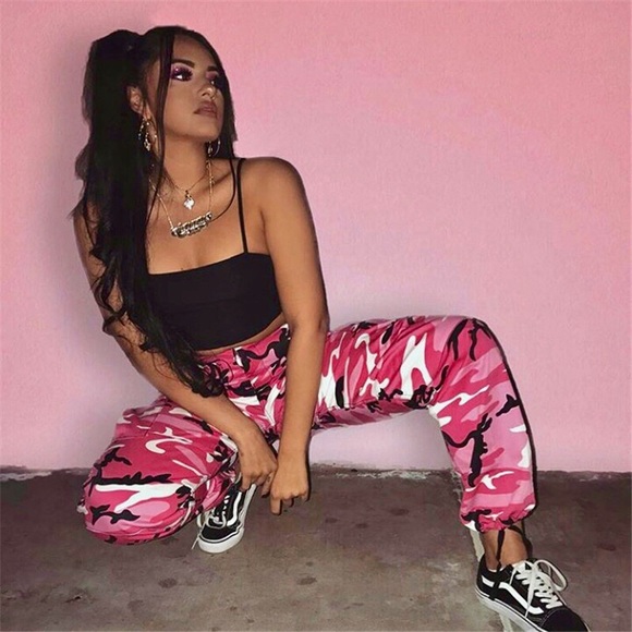 black and pink camo pants